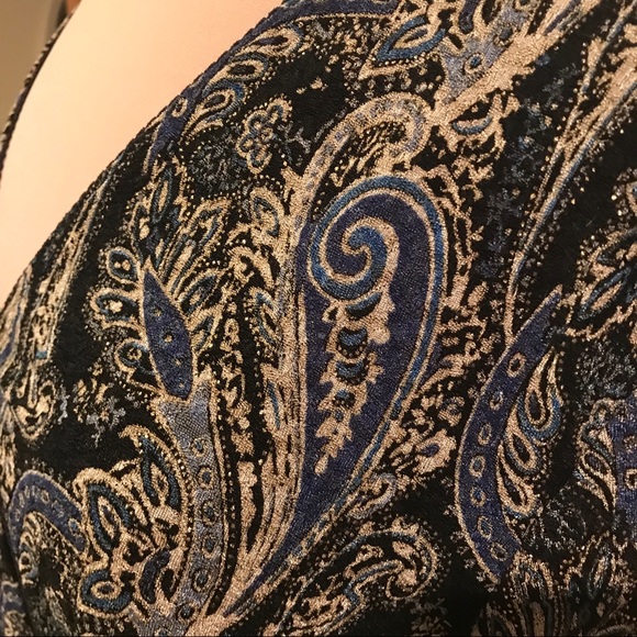 Top - Picture 4 of 8